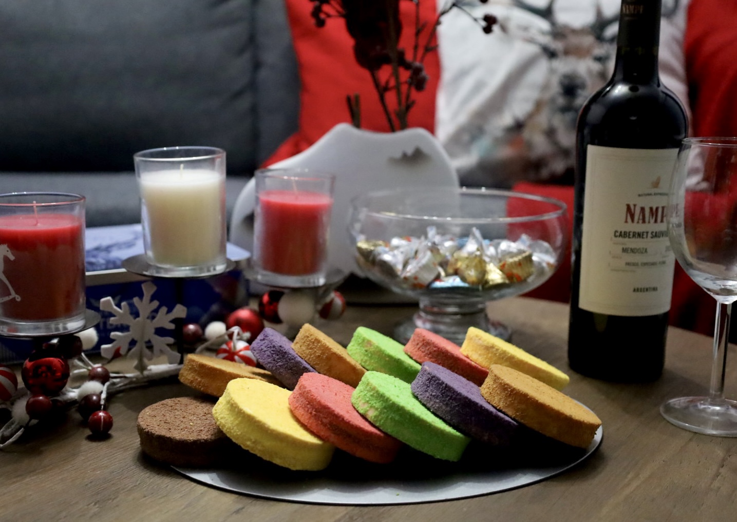 Assorted Silvanas on a festive table